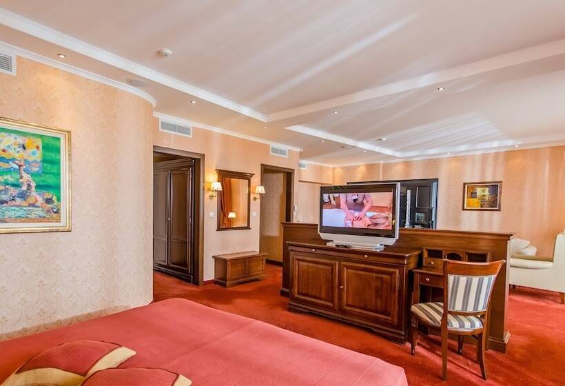 جناح جونيور مطلّ علي البحر, Grand Hotel Pomorie   Medical Spa