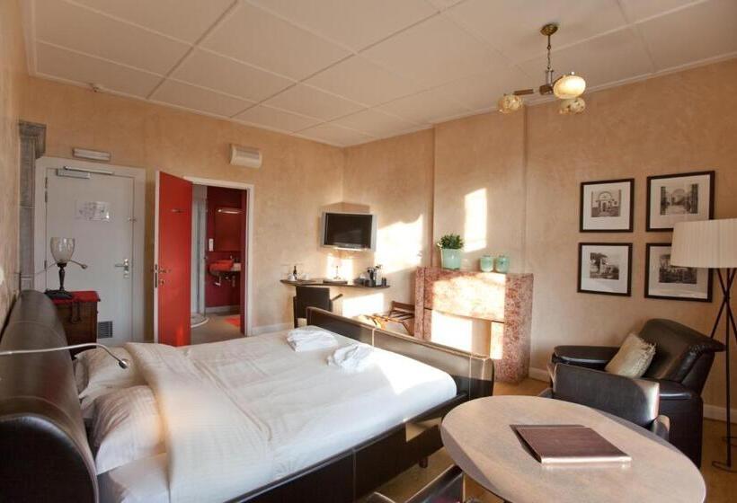 غرفة سوبيريور, Orion