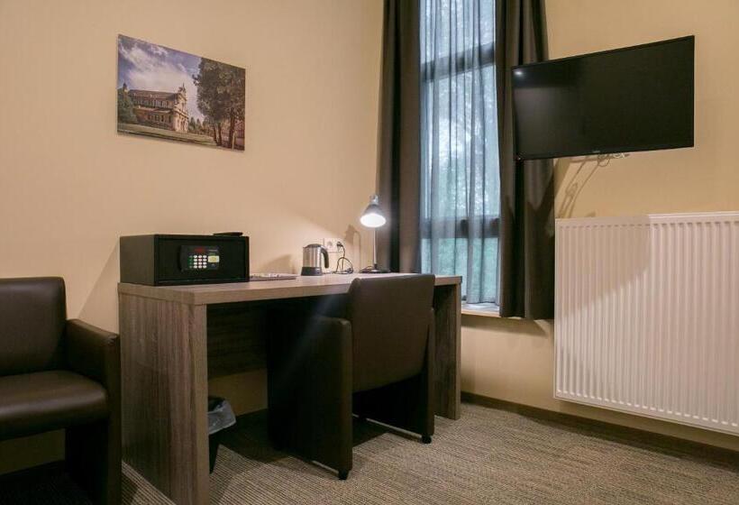 غرفة سوبيريور, Orion