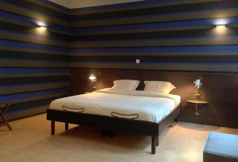 スタンダードトリプルルーム, Orion