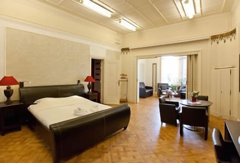 デラックスルーム, Orion