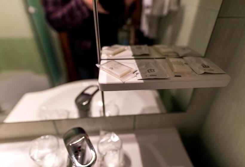 اتاق استاندارد, Paviljon