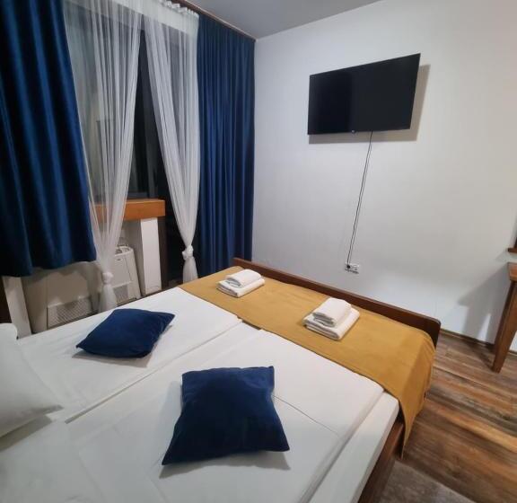 اتاق استاندارد با بالکن, Paviljon