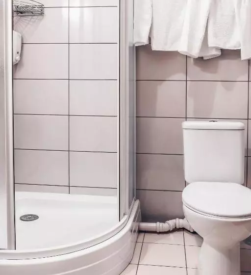 اتاق استاندارد چهار تخته, Pervaža