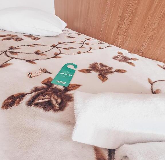 اتاق استاندارد چهار تخته, Pervaža