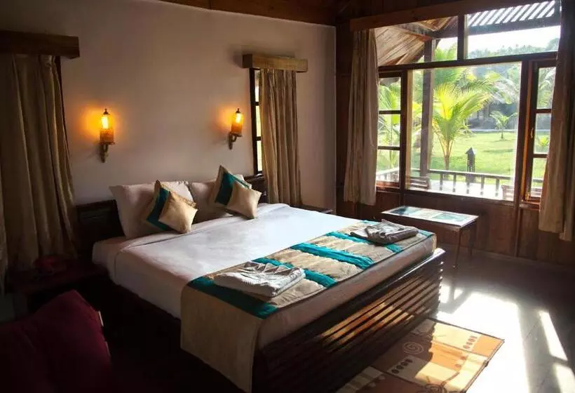 キャビン, Symphony Palms Beach Resort And Spa