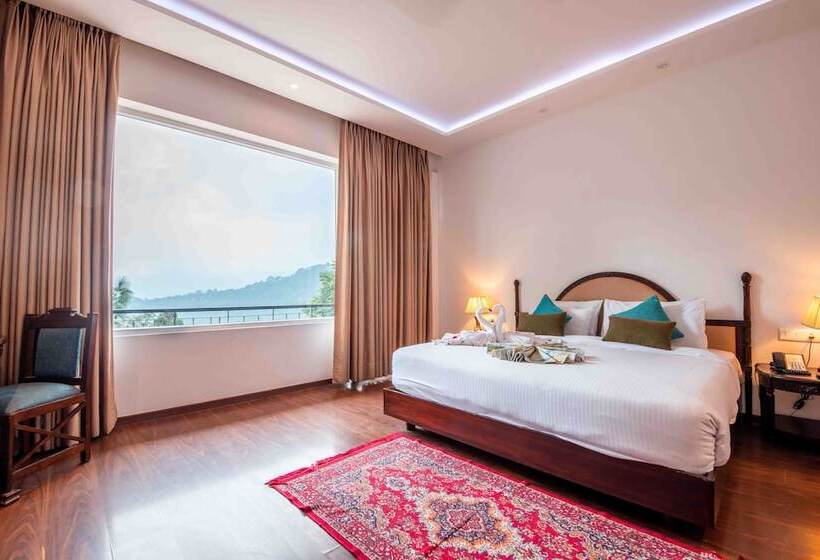 프리미엄 룸, The Fern Surya Resort Kasauli Hills, Dharampur