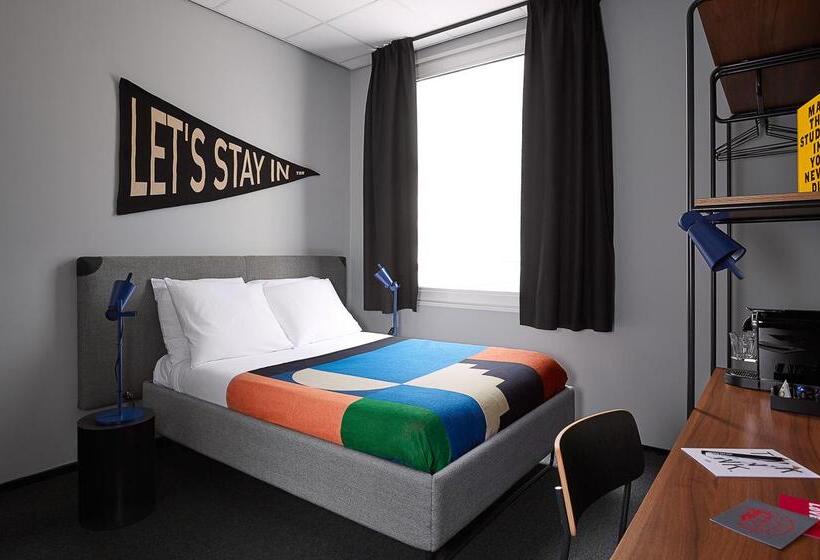 סטודיו אקזקיוטיב, The Social Hub Rotterdam