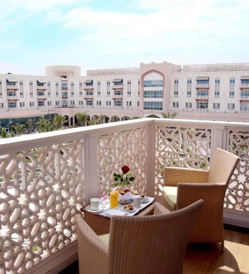 سوئیت اجرایی با چشمانداز باغ, Salalah Gardens Hotel Managed by Safir Hotels & Resorts