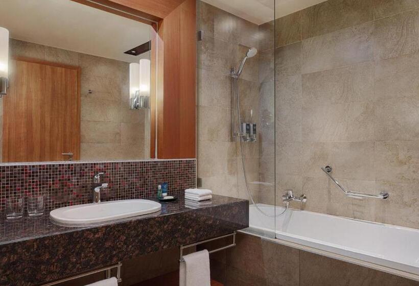 클래식 스위트, Four Points By Sheraton Kecskemét Hotel és Konferenciaközpont