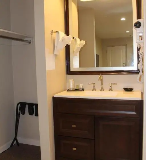 スタンダードルーム, Bell & Main Alamosa Studio Suite Walking Distance To Downtown