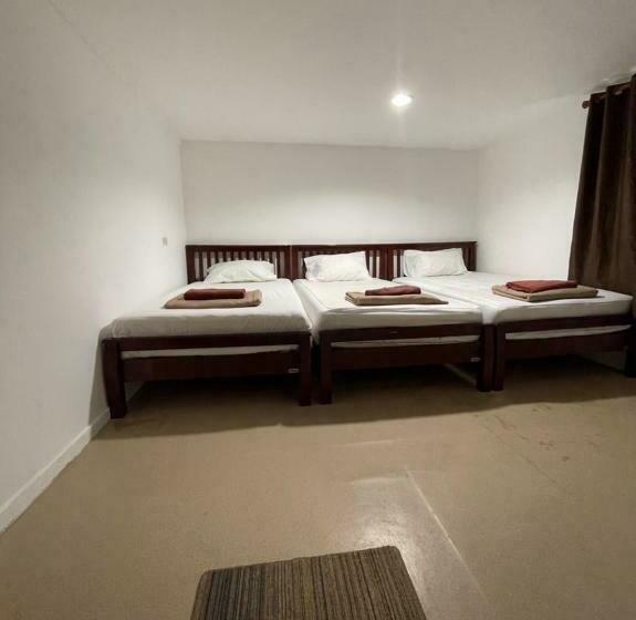 Cameră Triplă Standard, Phi Phi Paradise Hostel