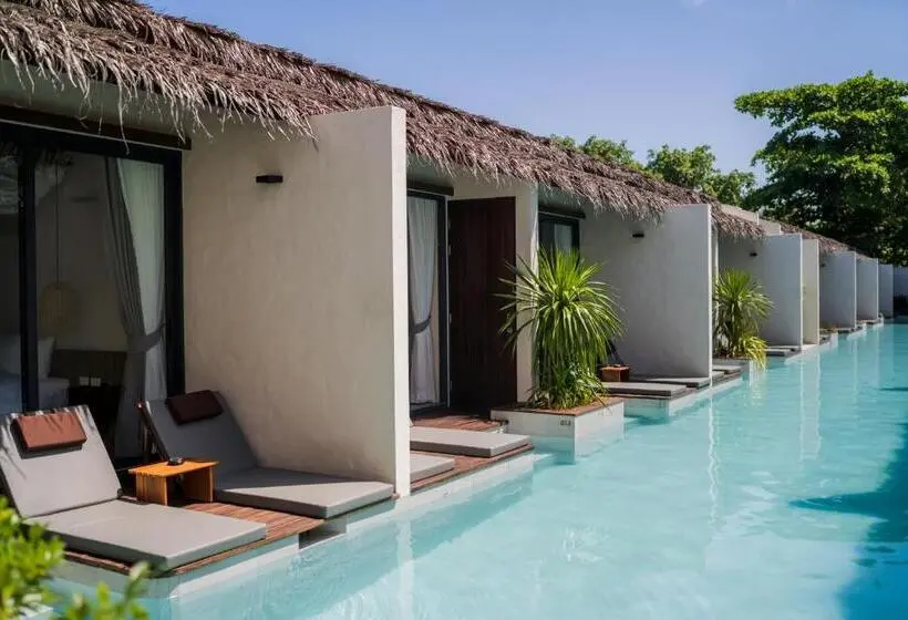 キングサイズベッドのスタンダードルーム, The Flow Samui Beach Resort
