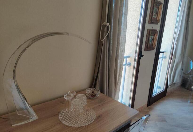 带大床的标准间, Raggi Di Sole