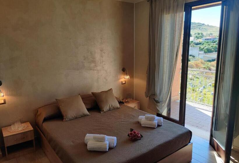 带大床的高级房间, Raggi Di Sole