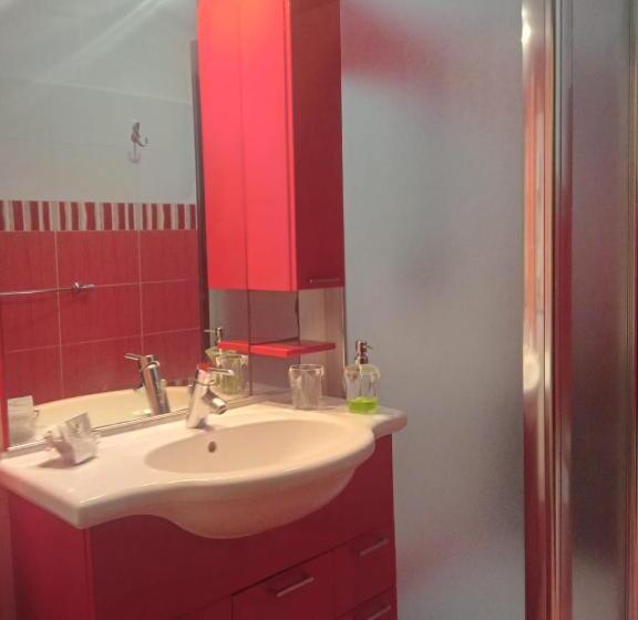 四人标准间, Raggi Di Sole