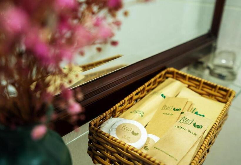 آپارتمان 1 خوابه با چشم‌انداز باغ, Dana Pearl Condotel