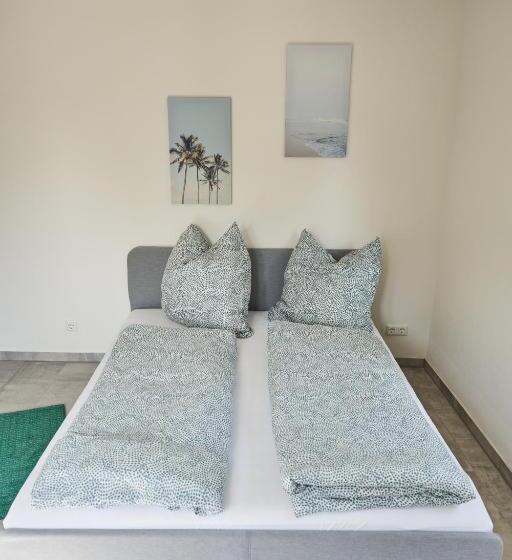 Quarto standard, Greenhome Lörrach  Ihre Unterkunft Im 3 Ländereck