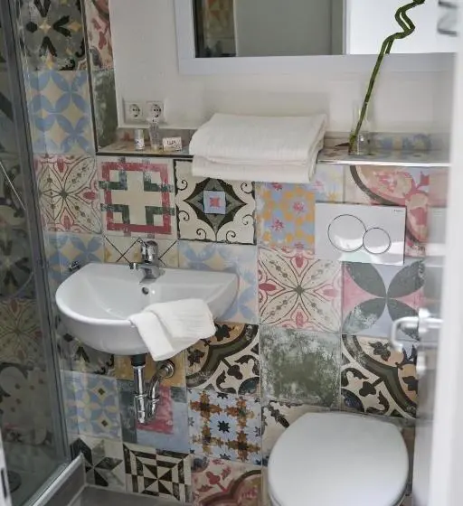 スタンダードシングルルーム, Greenhome Lörrach  Ihre Unterkunft Im 3 Ländereck