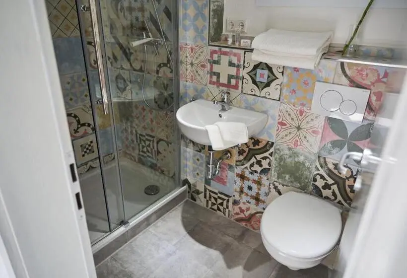 スタンダードシングルルーム, Greenhome Lörrach  Ihre Unterkunft Im 3 Ländereck