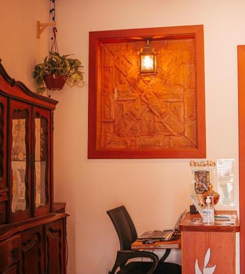 סטודיו משפחתי, Atlantic Hospedagem