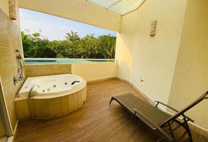 주니어 스위트, Artisan Family Hotels And Resort Collection Playa Esmeralda