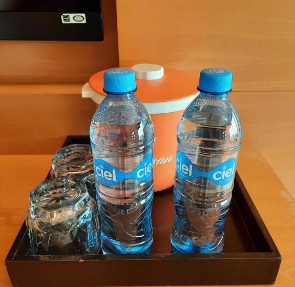 스위트 킹사이즈 침대, Artisan Family Hotels And Resort Collection Playa Esmeralda