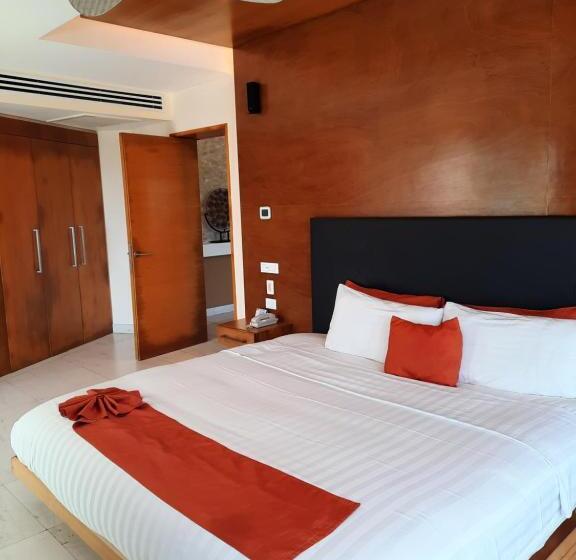 스위트 킹사이즈 침대, Artisan Family Hotels And Resort Collection Playa Esmeralda