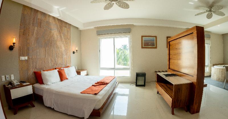 스위트 킹사이즈 침대, Artisan Family Hotels And Resort Collection Playa Esmeralda