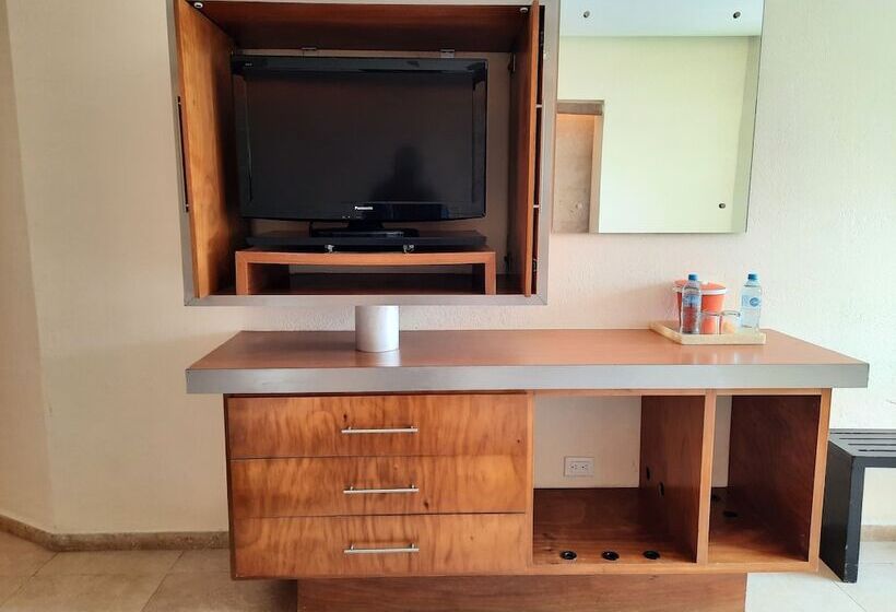 디럭스 룸, Artisan Family Hotels And Resort Collection Playa Esmeralda