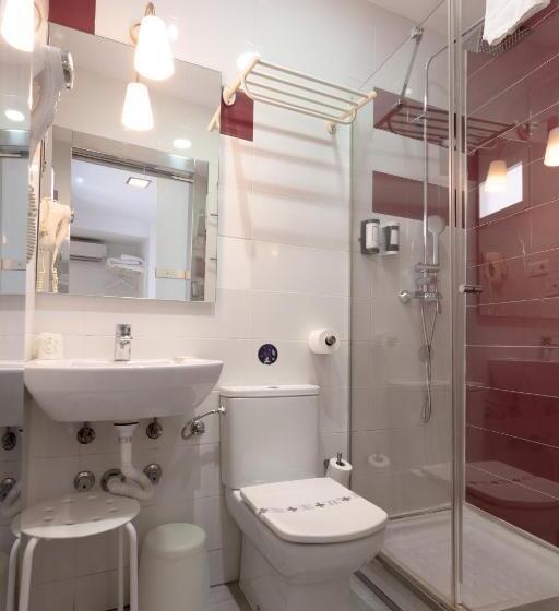 اتاق استاندارد یک نفره, La Milagrosa