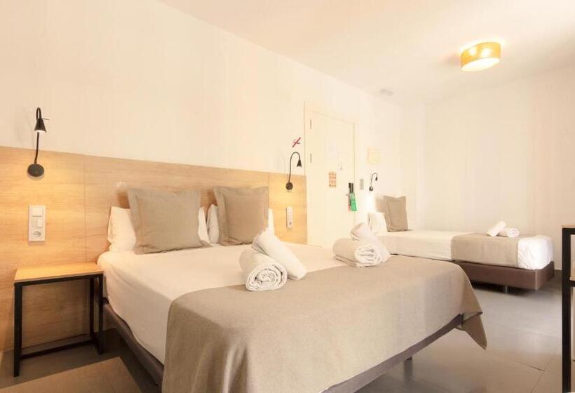 اتاق سوپریور سه تخته, La Milagrosa