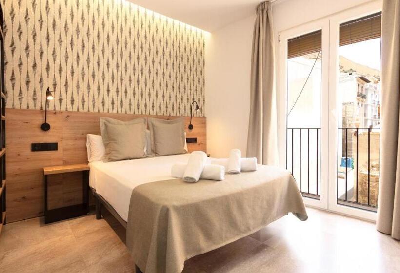 اتاق سوپریور سه تخته, La Milagrosa