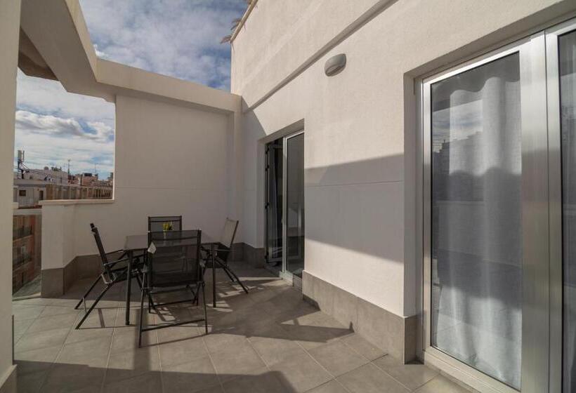 آپارتمان 1 خوابه با تراس, La Milagrosa