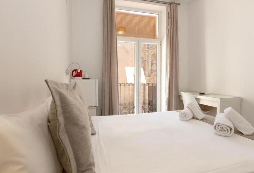 اتاق استاندارد, La Milagrosa