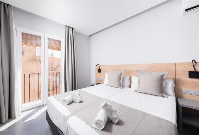 اتاق سوپریور, La Milagrosa