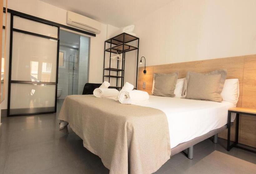 اتاق سوپریور, La Milagrosa