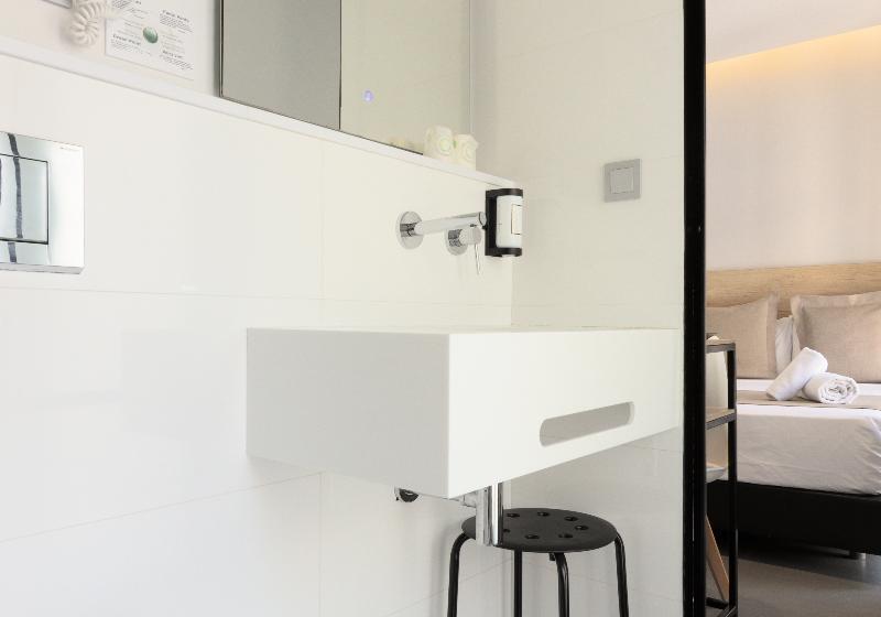 اتاق استاندارد, La Milagrosa