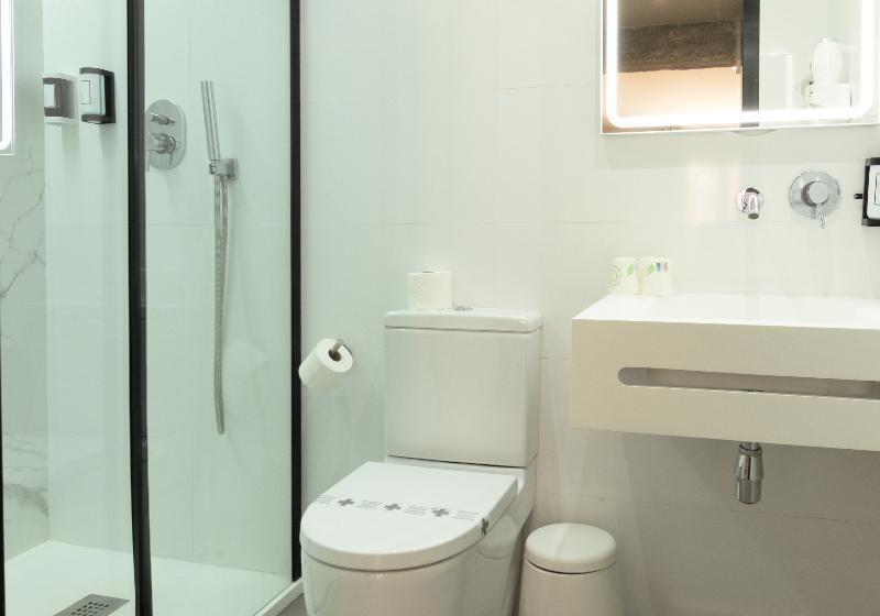 اتاق سوپریور سه تخته, La Milagrosa