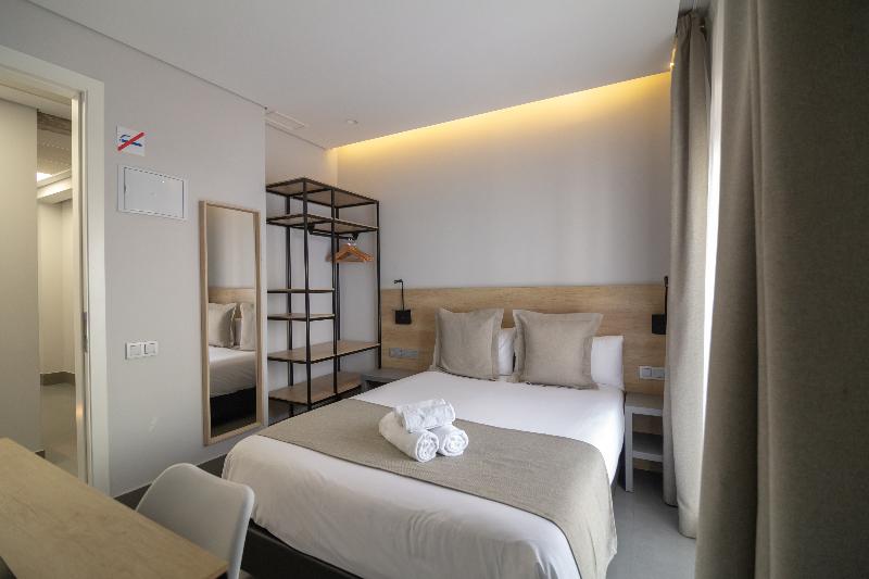 اتاق سوپریور, La Milagrosa