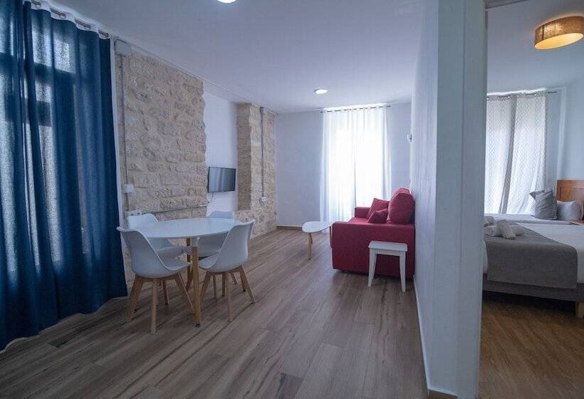 آپارتمان 1 خوابه, La Milagrosa