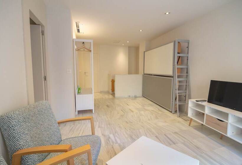 آپارتمان 1 خوابه, La Milagrosa