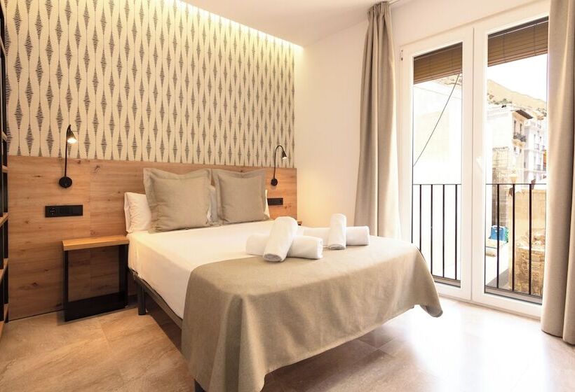 اتاق سوپریور سه تخته, La Milagrosa