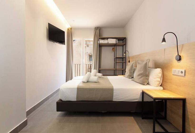 اتاق سوپریور سه تخته, La Milagrosa