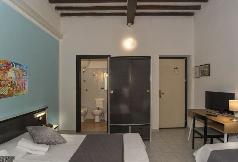 اتاق استاندارد سه نفره, Amalfitana