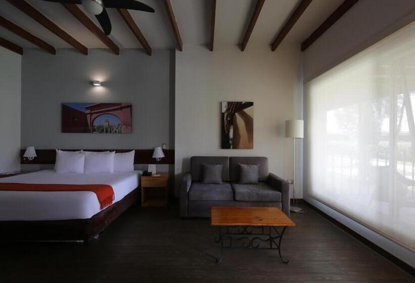 سوییت جونیور, Casa Andina Standard Chincha