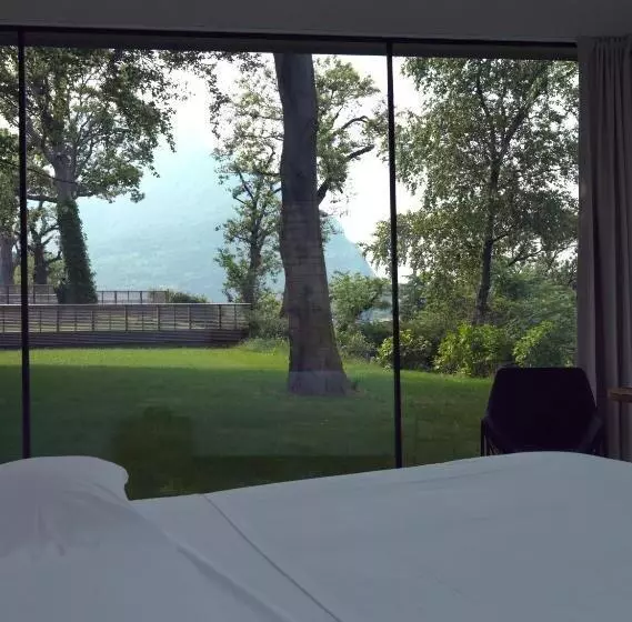 レイクビュースタンダードルーム, Casa Sull Albero