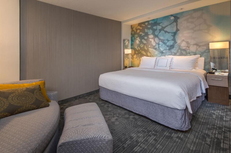 Стандартный Номер Кровать Кинг, Courtyard By Marriott Winnipeg Airport