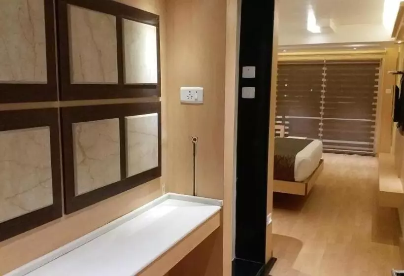 キングサイズベッドのスタンダードルーム, Darshan Resorts Pvt Ltd