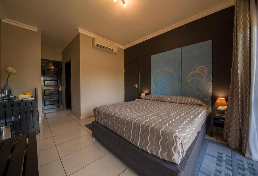 اتاق لوکس یک تخته, Dolphin Suites